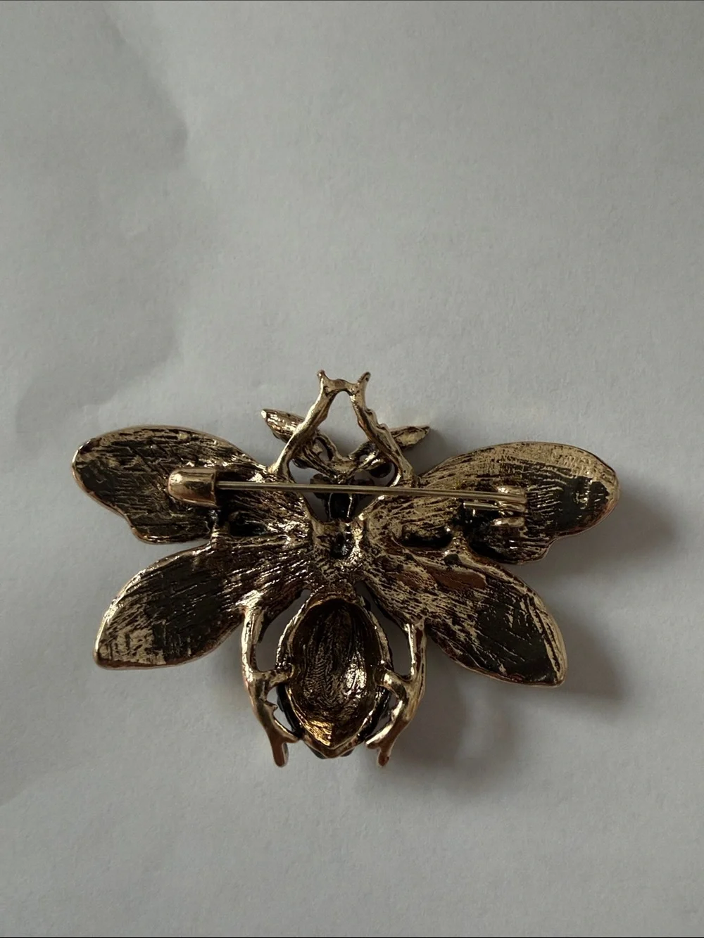 N/A elegant bee
